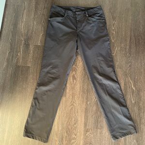 Men’s 33 Lululemon Regular ABC Pants